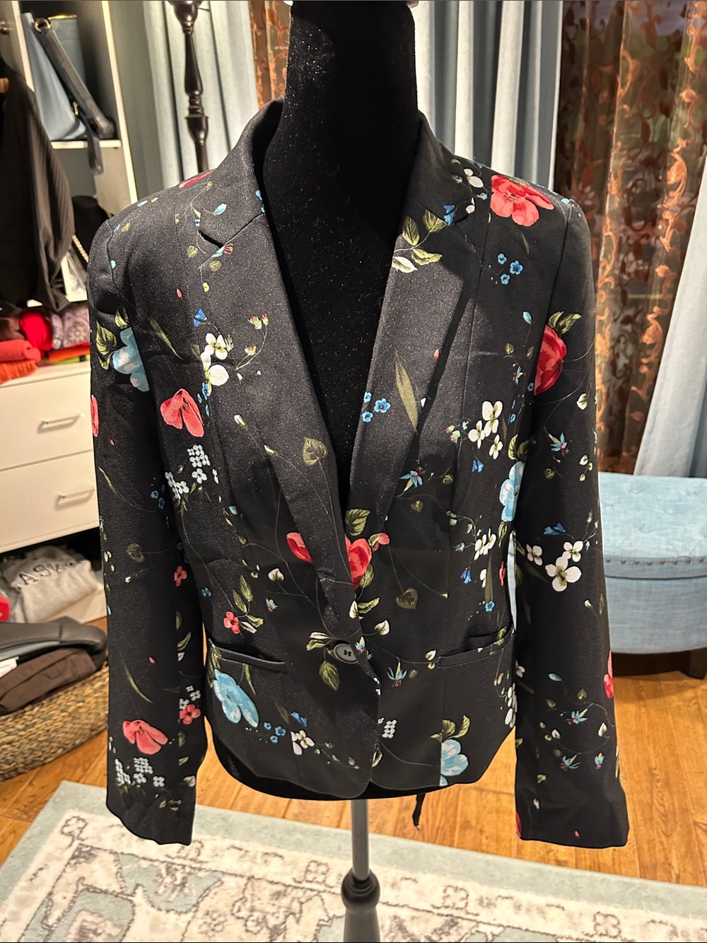 Worthington Black Floral Tailored Blazer with Red and Blue Blooms